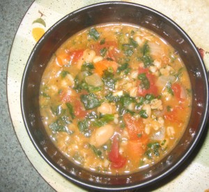 White Bean, Spinach & Barley Soup